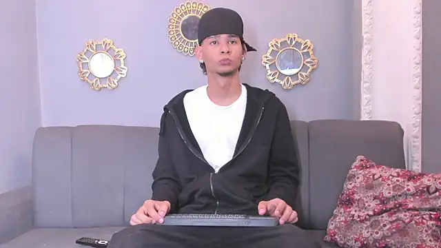 kenix 777 online show from 09-15-25, 12:21