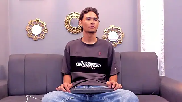 kenix 777 online show from 10-01-25, 03:34