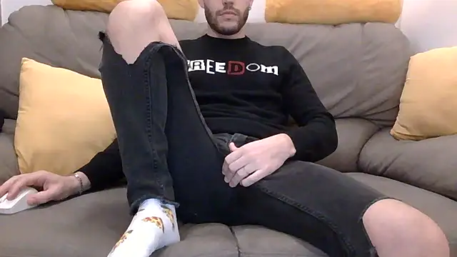 Amicisegreti online show from 12-20-25, 09:22