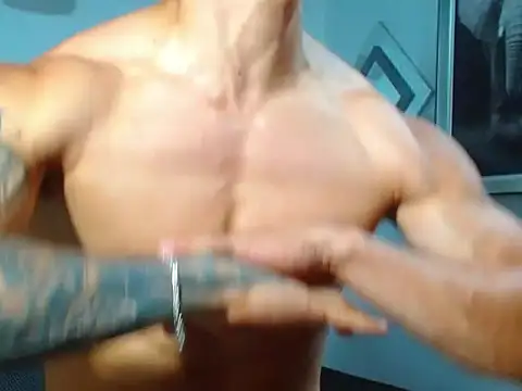 Snapshot of adrian_ray chatting on 09-25-25, 06:22 adrian ray online show from 09-25-25, 06:22