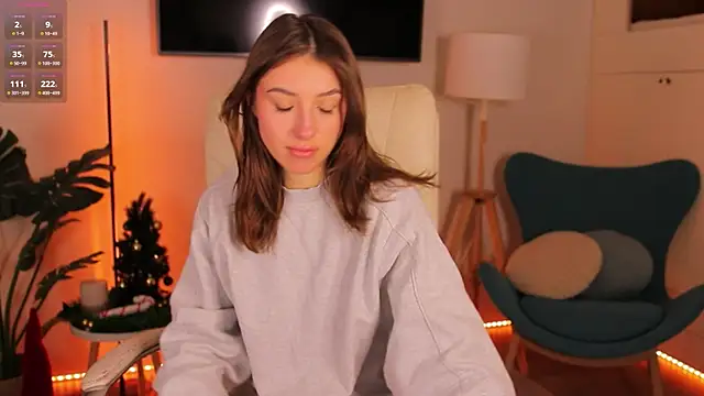 Snapshot of SweetVikki chatting on 01-15-26, 01:37 SweetVikki online show from 01-15-26, 01:37