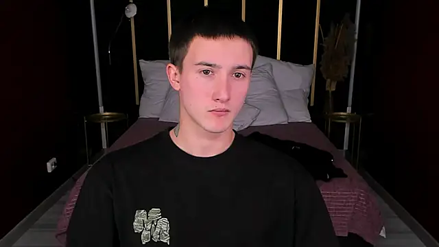 Snapshot of David__Diamond chatting on 09-26-25, 03:38 David  Diamond online show from 09-26-25, 03:38