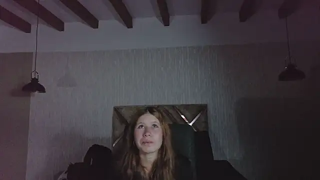 Olivia11  online show from 10-24-25, 11:06