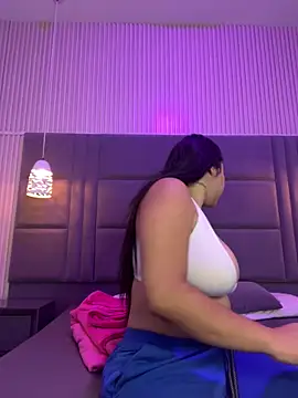 SofiaWildee online show from 09-25-25, 09:40