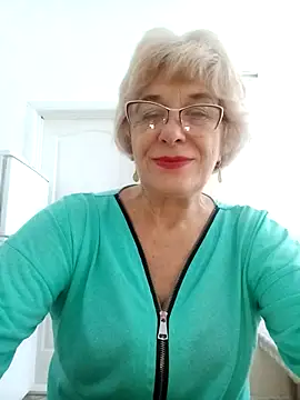 52MiaLove02 online show from 09-26-25, 04:38