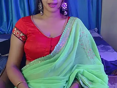 Snapshot of priya-kumari22 chatting on 11-09-25, 04:11 priya-kumari22 online show from 11-09-25, 04:11