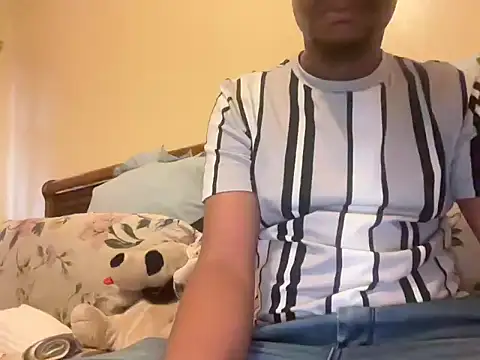 Cianda24 online show from 10-09-25, 03:43