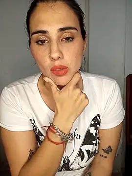 kariciasecreta online show from 09-11-25, 01:28