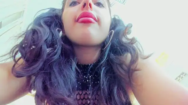 Jelly Bee online show from 10-25-25, 07:52