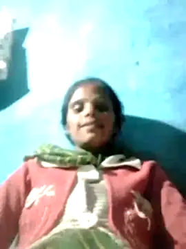 Snapshot of Janki_tyagi chatting on 12-14-25, 02:22 Janki tyagi online show from 12-14-25, 02:22