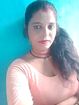 Snapshot of Manvi_tyagi chatting on 09-12-25, 06:13 Manvi tyagi online show from 09-12-25, 06:13