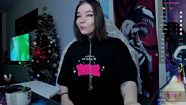 MargarettRose online show from 01-13-26, 02:06