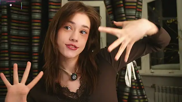 ttragedienne online show from 12-21-25, 02:30