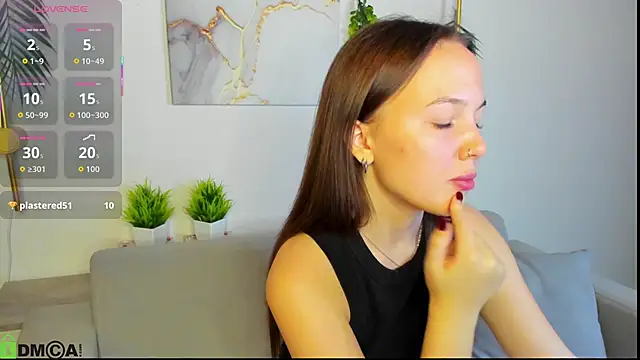 Maria Solis online show from 11-11-25, 11:49