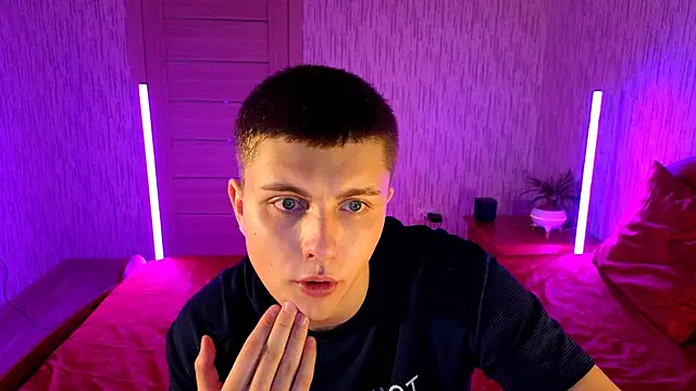 Denisx444 online show from 11-08-25, 03:07