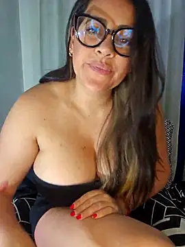 Nicoleefaith  online show from 11-02-25, 06:43