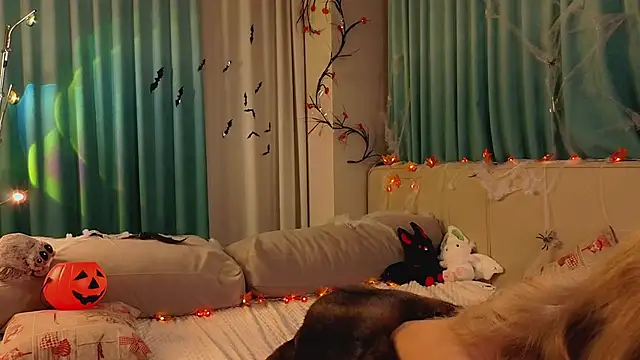 AngelicRice online show from 10-31-25, 11:11