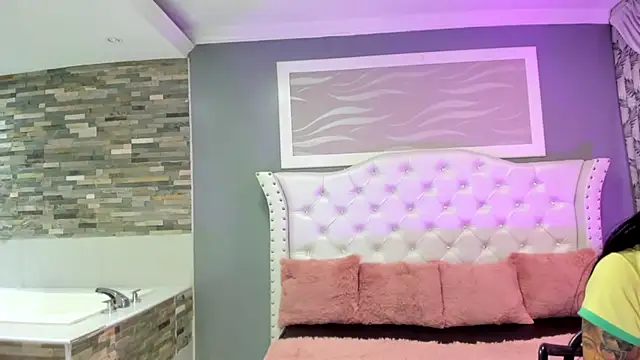  camila ortiz online show from 10-09-25, 08:18