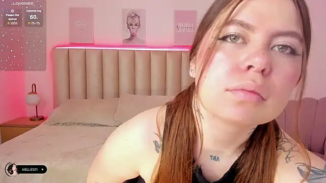 Snapshot of melissa_es chatting on 12-17-25, 12:44 melissa es online show from 12-17-25, 12:44