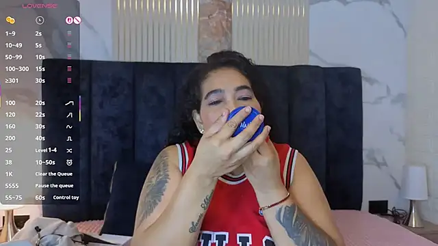 Snapshot of yunkeyc chatting on 11-03-25, 02:24 yunkeyc online show from 11-03-25, 02:24