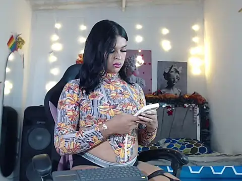 aisha299 online show from 12-20-25, 04:30