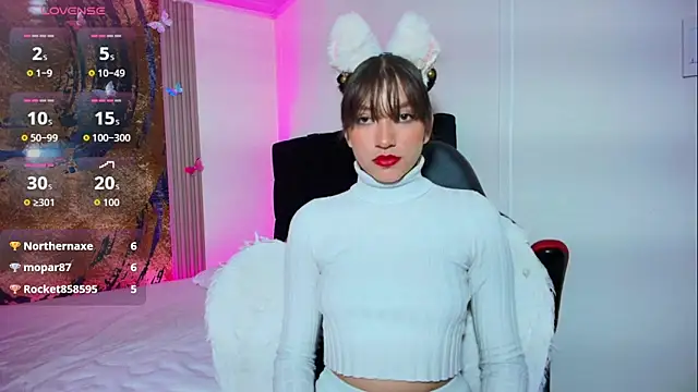 Snapshot of sophia_arevalo chatting on 10-21-25, 03:29 sophia arevalo online show from 10-21-25, 03:29