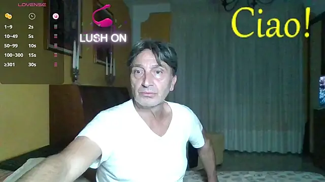 Snapshot of lattediyak chatting on 09-20-25, 11:39 lattediyak online show from 09-20-25, 11:39