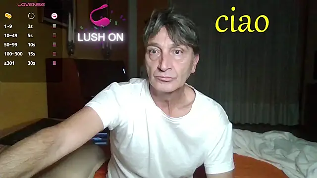 Snapshot of lattediyak chatting on 10-24-25, 12:19 lattediyak online show from 10-24-25, 12:19