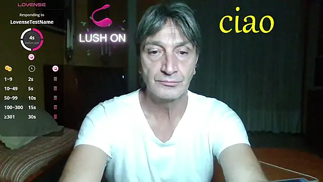 Snapshot of lattediyak chatting on 10-26-25, 11:53 lattediyak online show from 10-26-25, 11:53