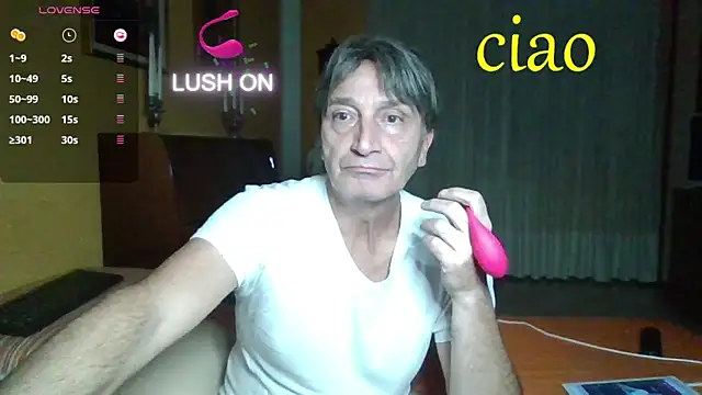 Snapshot of lattediyak chatting on 11-06-25, 12:22 lattediyak online show from 11-06-25, 12:22