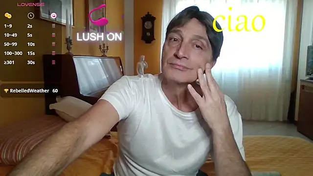 Snapshot of lattediyak chatting on 11-11-25, 01:44 lattediyak online show from 11-11-25, 01:44