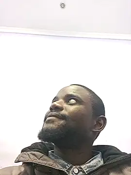 Snapshot of KwaneleK1 chatting on 10-20-25, 01:44 KwaneleK1 online show from 10-20-25, 01:44