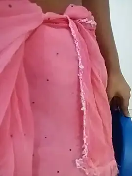 Snapshot of Akanksha789 chatting on 09-12-25, 02:55 Akanksha789 online show from 09-12-25, 02:55