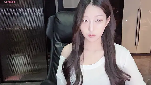 Winnie666- online show from 02-06-26, 03:15