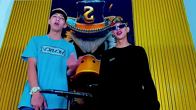 Dante Brown1  online show from 10-15-25, 08:53