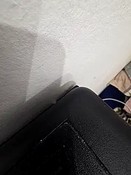 Yazaza1999 online show from 12-21-25, 09:11