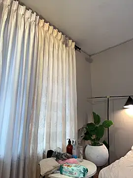 Tayler Kim online show from 02-17-26, 06:36