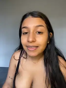  Chloe Smith online show from 10-07-25, 07:00