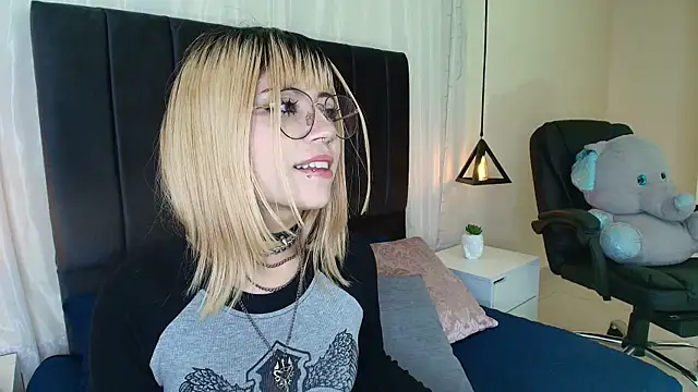 IvyBelle  online show from 10-14-25, 11:44