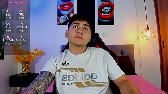 Nicolas James Sc online show from 09-24-25, 01:47