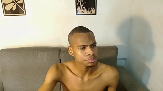 criss zuri online show from 10-10-25, 11:53