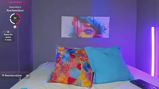 Snapshot of meghanmaslow chatting on 10-22-25, 10:09 meghanmaslow online show from 10-22-25, 10:09