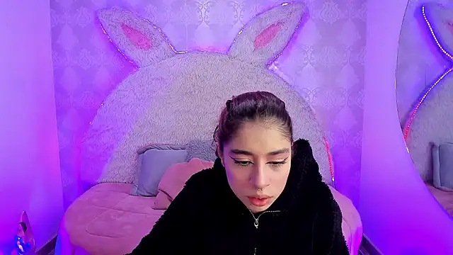 Snapshot of Gaby_louse chatting on 02-11-26, 07:19 Gaby louse online show from 02-11-26, 07:19