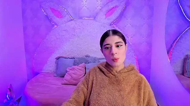 Snapshot of Gaby_louse chatting on 02-17-26, 07:53 Gaby louse online show from 02-17-26, 07:53