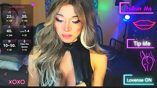 Snapshot of xUrGoddess_Bellax chatting on 11-16-25, 02:33 xUrGoddess Bellax online show from 11-16-25, 02:33