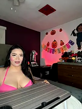 MyHoneyFrida online show from 10-24-25, 03:58