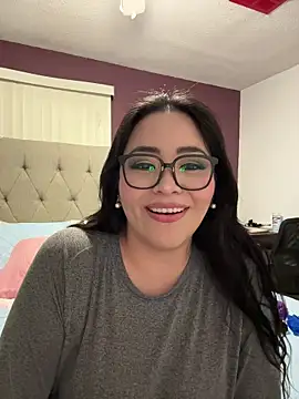 MyHoneyFrida online show from 11-28-25, 04:59