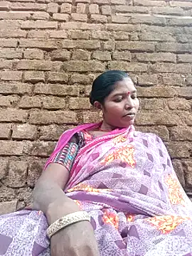 Jivika Jaiswal online show from 10-29-25, 09:33