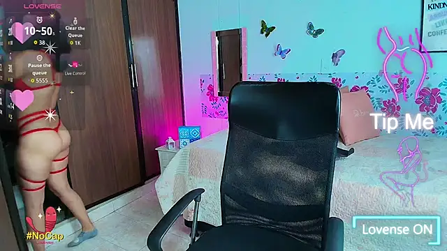 Snapshot of EmilyCoy_ chatting on 09-14-25, 03:16 EmilyCoy online show from 09-14-25, 03:16