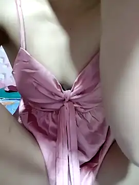 Snapshot of Tin_tanny chatting on 09-30-25, 01:21 Tin tanny online show from 09-30-25, 01:21